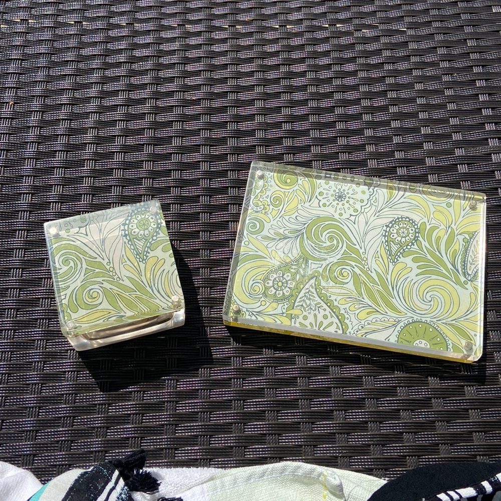 Matching set frame and box